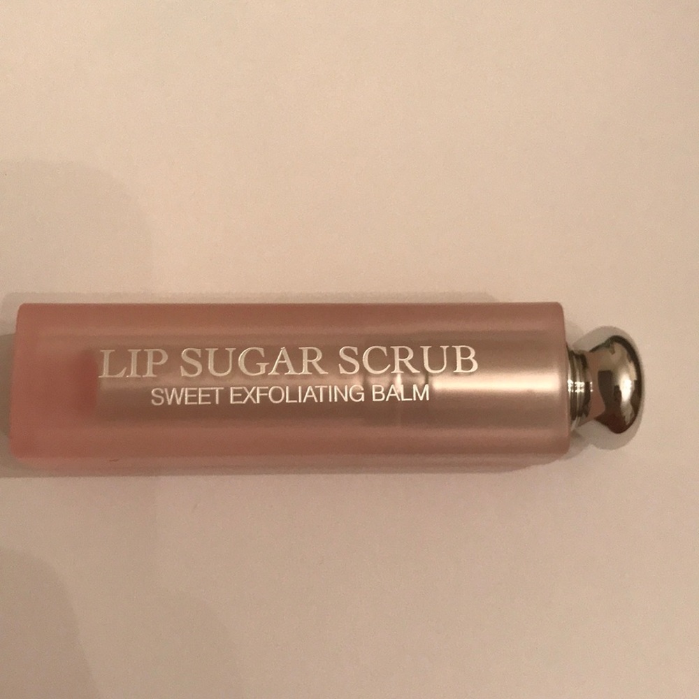 lip scrub